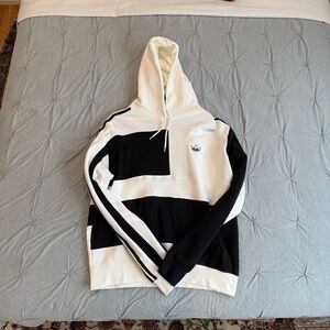 Adidas Classic White Sweatshirt